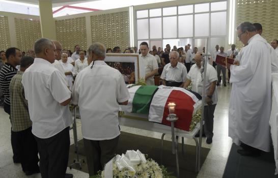 Sepultan en La Vega restos del profesor italiano Esteban Bozza
