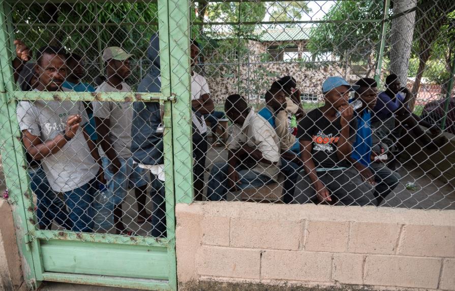 Sectores creen tema haitiano despierta a anarquistas y podría “distraer” reclamos por corrupción 