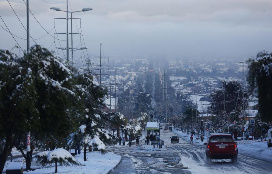 Las nevadas en Chile dejan un muerto, dos heridos y miles de hogares sin luz