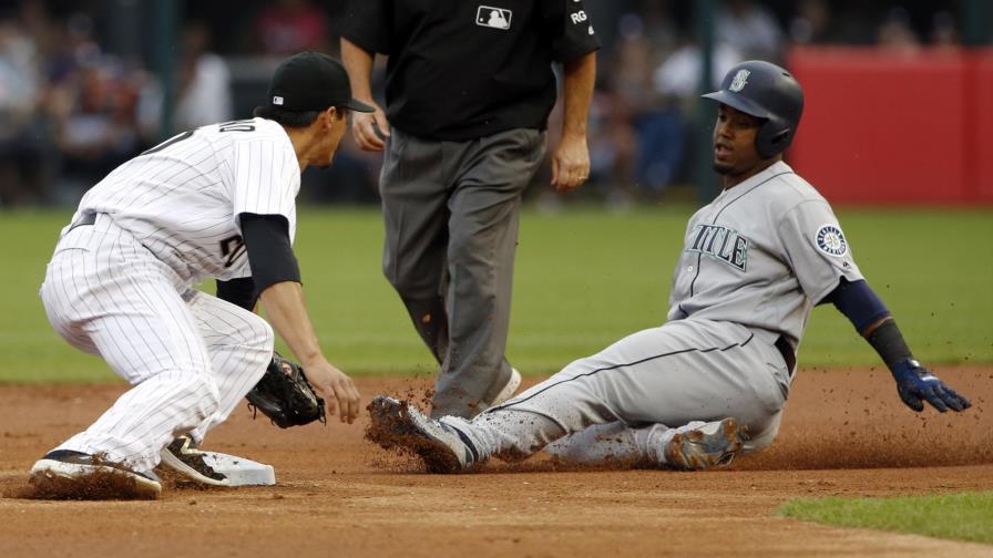Jean Segura entra a la pelea con José Altuve por el título de bateo de la Liga Americana