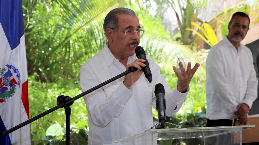 Presidente Medina propone alianza estratégica para fortalecer el sector turístico