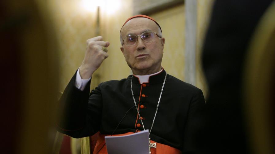 Un cardenal, una terraza y otro escándalo para el papa 