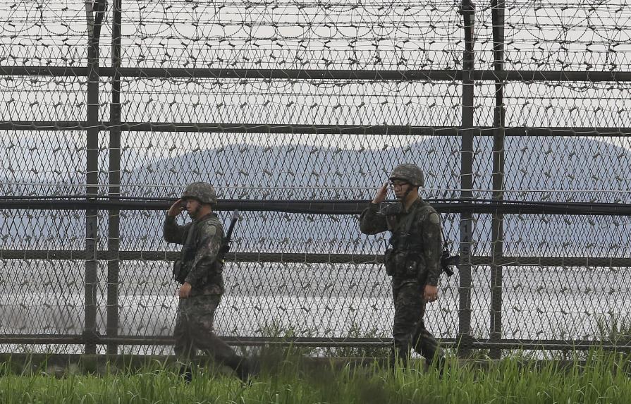 Japón dice que es tiempo de presionar a Corea del Norte, no de dialogar
