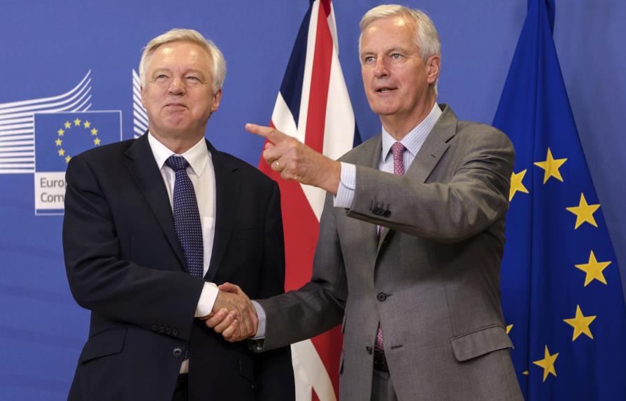UE y Gran Bretaña inician sus negociaciones de divorcio 