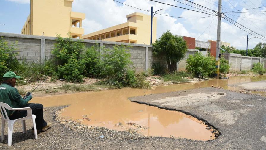 ¡Virgen de La Altagracia, qué charco!