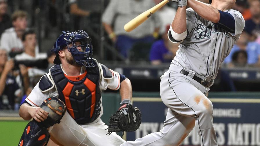 Marineros vencen a los Astros con par de jonrones en el décimo