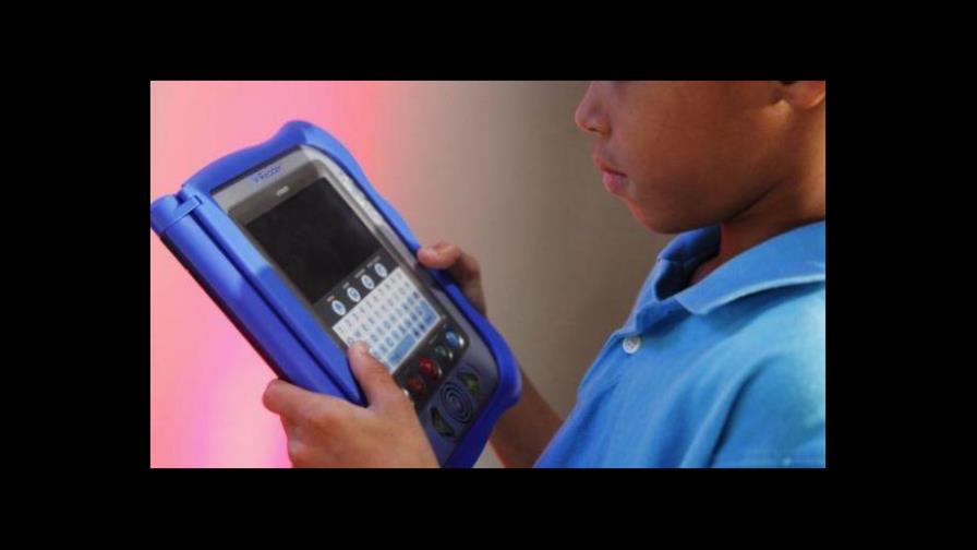 El FBI advierte a padres sobre riesgos de juguetes conectados a internet El FBI advierte a padres sobre riesgos de juguetes conectados a internet