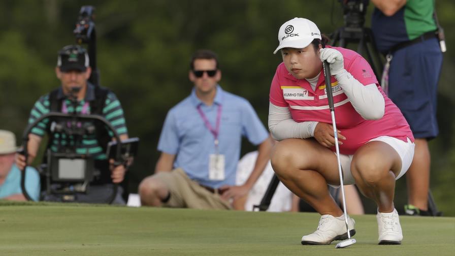 Polémica por nuevo código de vestimenta en el golf femenino