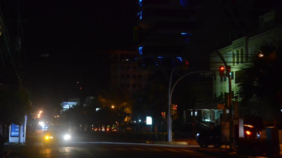 Edenorte anuncia “mantenimiento en circuitos mantendrá sin electricidad sectores de Santiago”