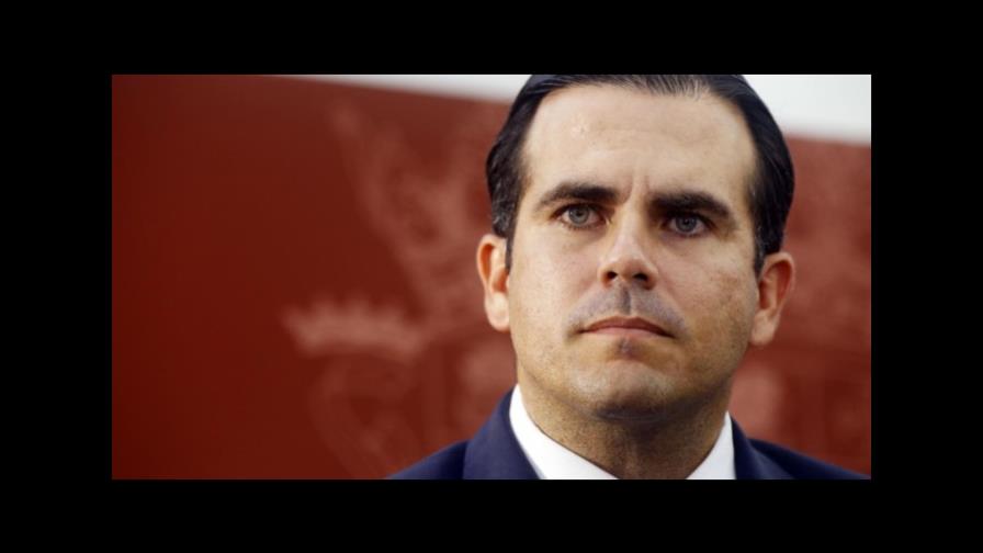 Gobernador Puerto Rico firma ley para cobro de impuesto por alquiler habitaciones