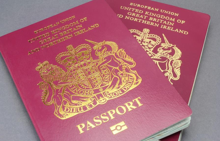 Aumenta expedición de nuevos pasaportes irlandeses por Brexit