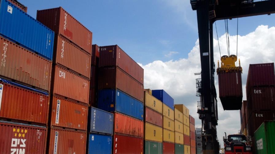 Crecimiento de importaciones afecta a empresas de la República Dominicana Crecimiento de importaciones afecta a empresas de la República Dominicana