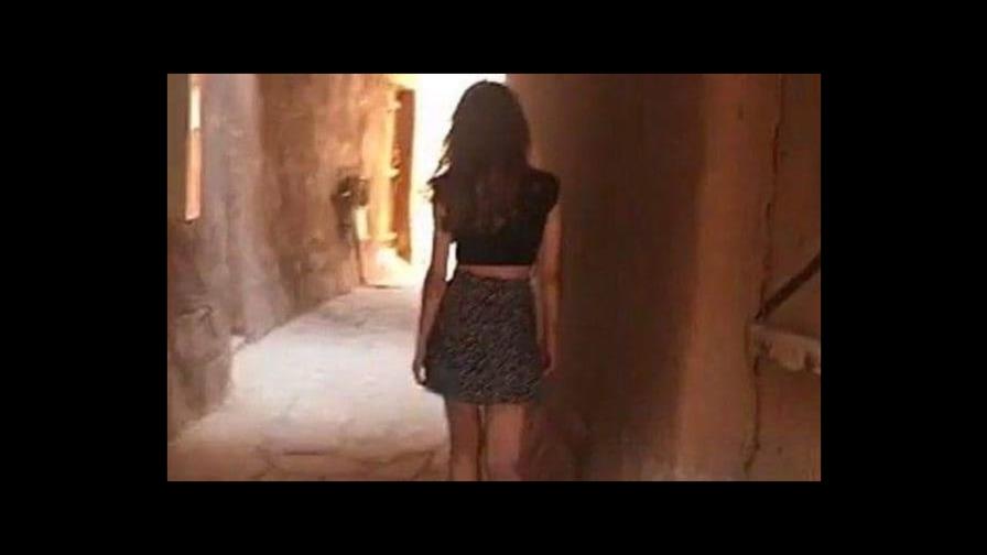 Mujer saudí con minifalda queda en libertad 