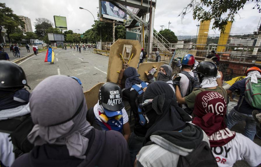 La oposición venezolana cifra en 85 % el cumplimiento del paro general