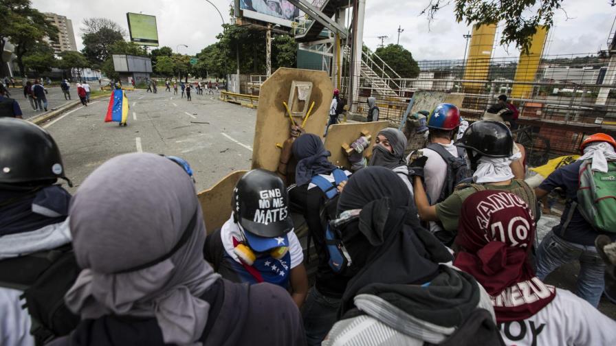 La oposición venezolana cifra en 85 % el cumplimiento del paro general