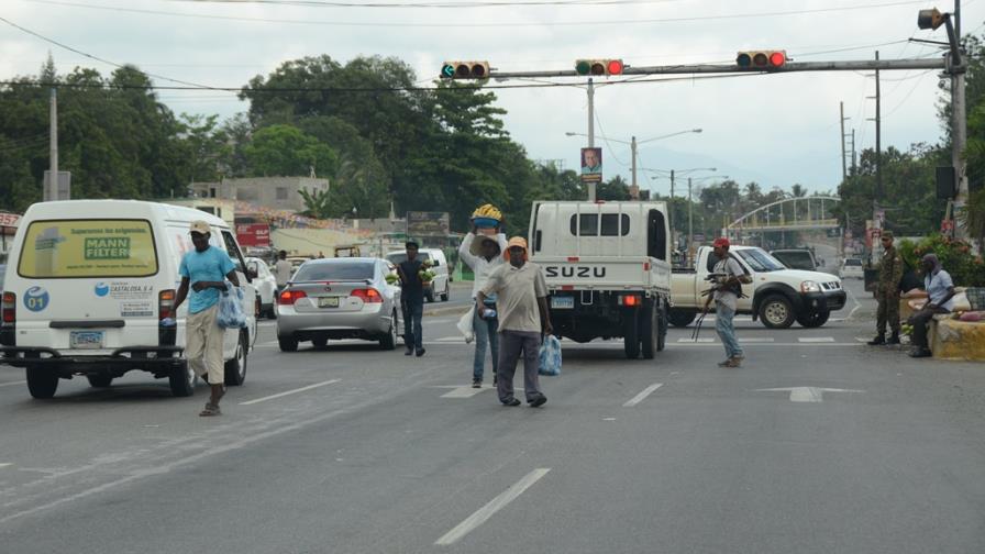 Rechazan la presencia de haitianos ilegales 