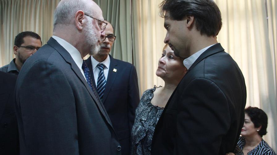 Ministro de Cultura define a Floralba del Monte como una gran artista y ejemplar ciudadana