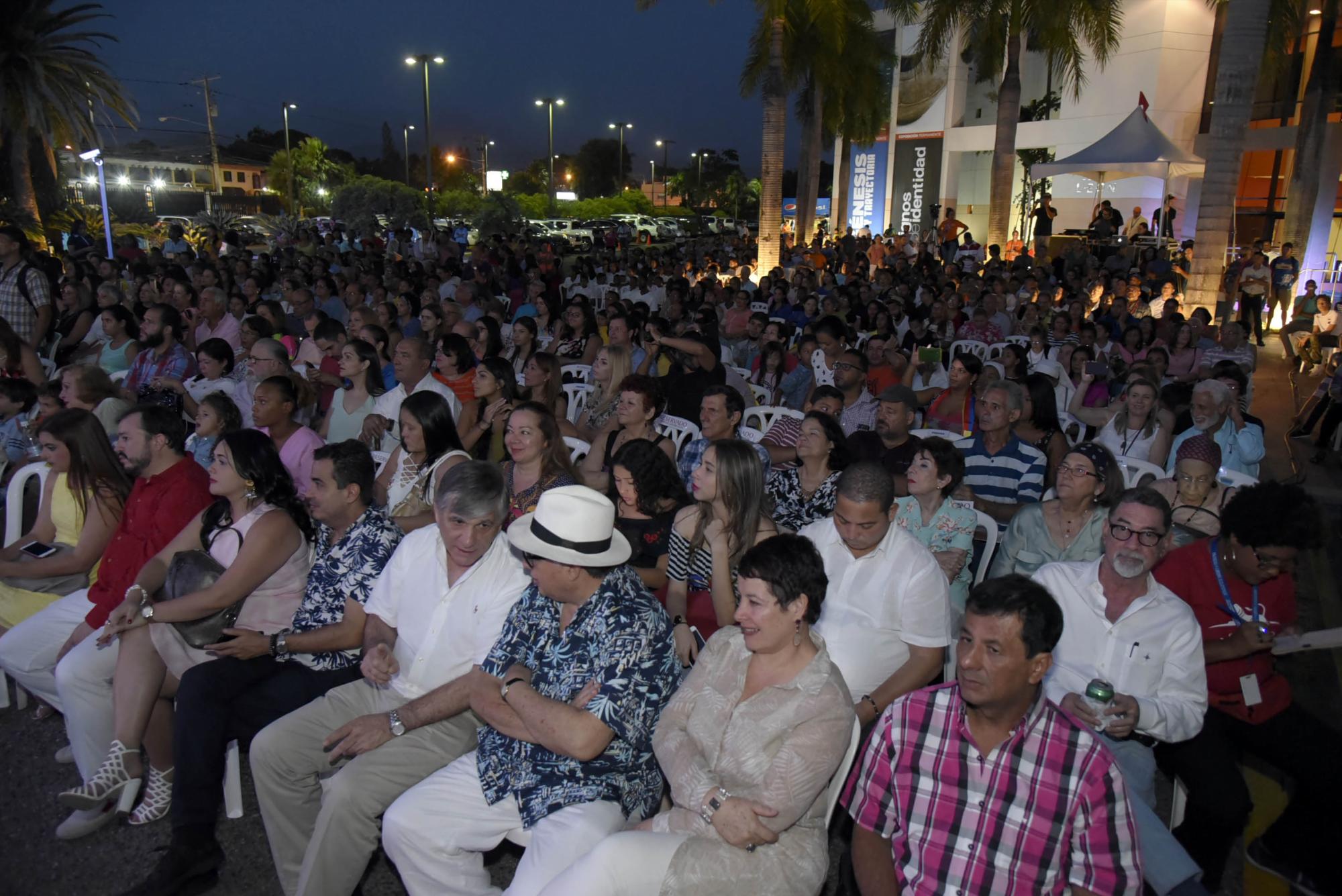 El público se dio cita al encuentro cultural