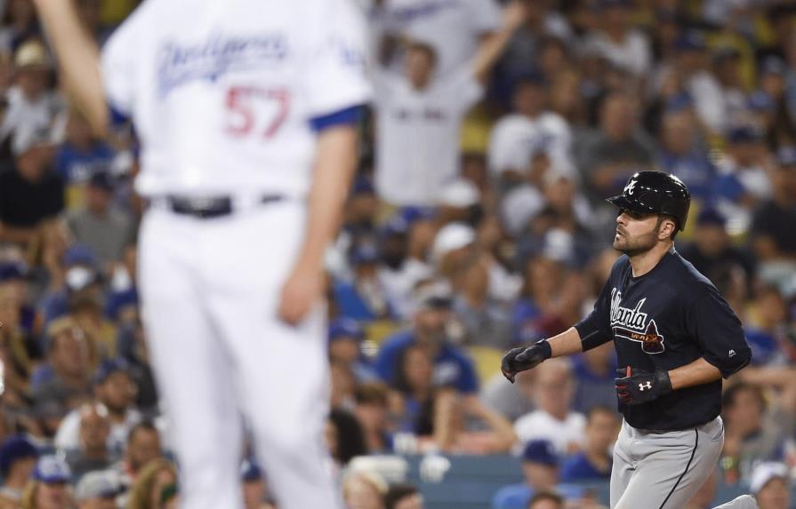 VIDEO: Bravos aplastan a Dodgers tras debacle de Alex Wood 