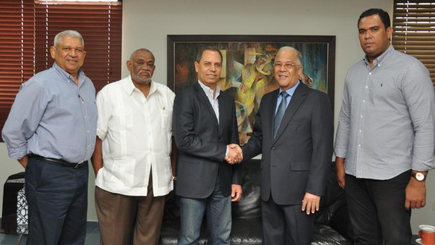 La OMSA transportará equipos y atletas de la Federación Dominicana de Sóftbol