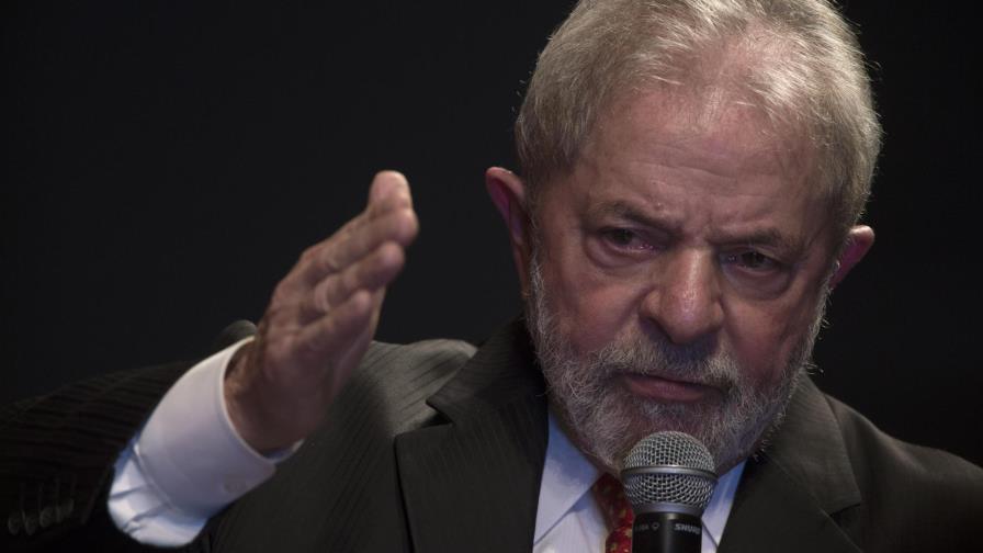  Lula da Silva dice que dinero bloqueado en fondos de pensión lo ganó impartiendo conferencias