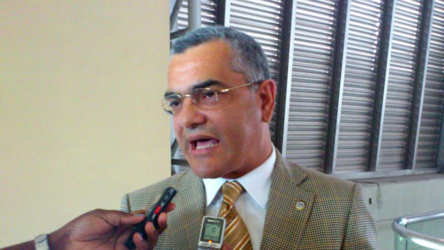 Vicecanciller destaca apoyo de Medina a favor de dominicanos en el exterior