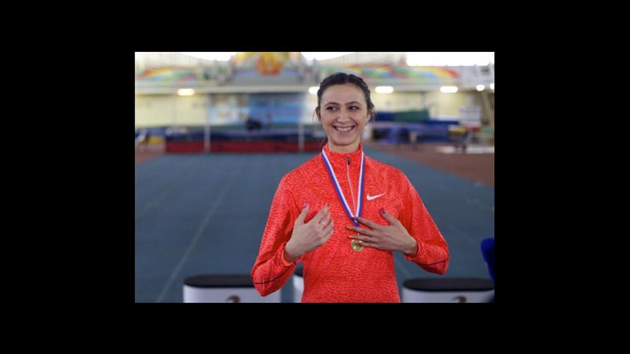 Rusia planea enviar a 19 atletas a Mundial pese a suspensión