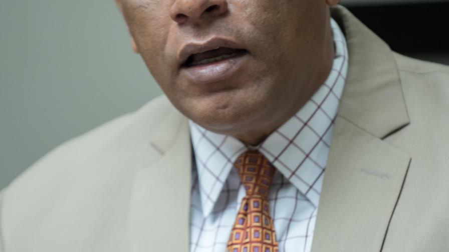 El PRM tiene plazo hasta finales de año para su convención