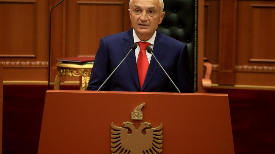 El impopular Ilir Meta asume la presidencia de Albania