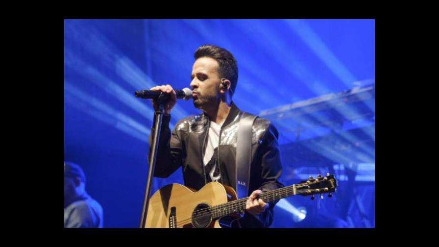  Fonsi y Daddy Yankee critican que Maduro haga “propaganda” con “Despacito”