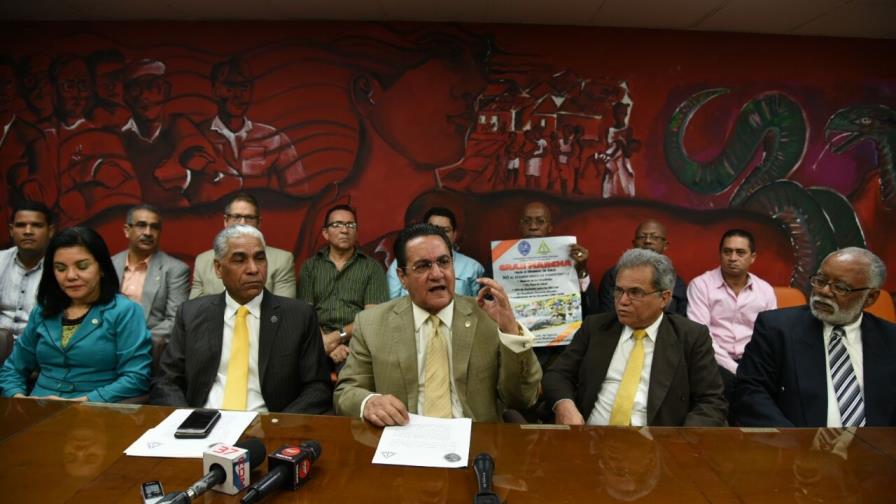 Colegio Médico y la UASD anuncian marcha contra Proyecto de Examen Único de Competencias