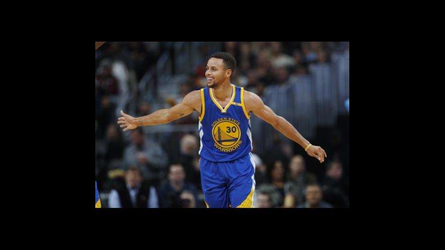 OFICIAL: Stephen Curry firma contrato de 201 millones con Warriors OFICIAL: Stephen Curry firma contrato de 201 millones con Warriors
