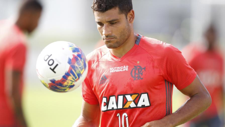 El futbolista brasileño Ederson tiene cáncer testicular