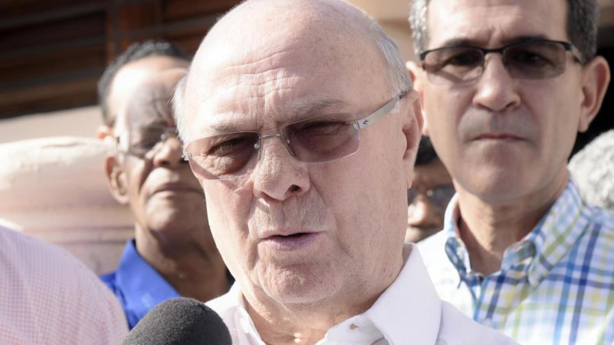 Ponen en marcha en EE.UU. proyecto presidencial H20 para promover candidatura de Hipólito 