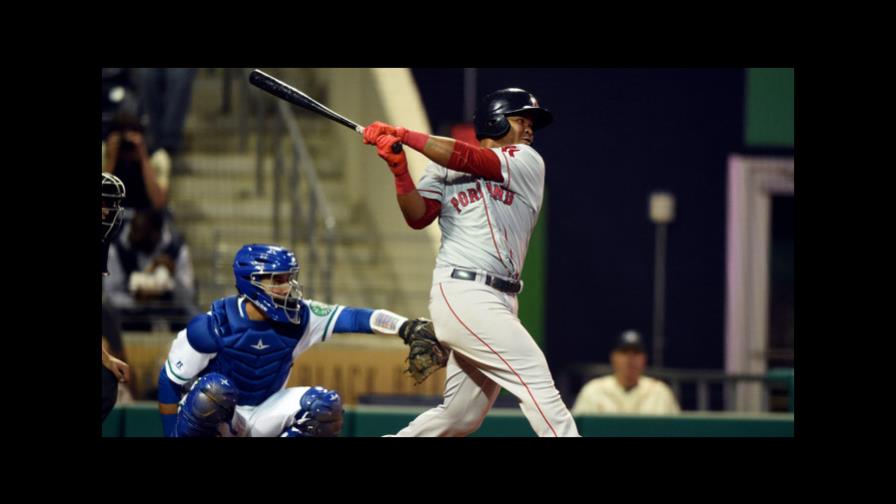 Rafael Devers batea de 4-0 con una anotada en su debut en Grandes Ligas