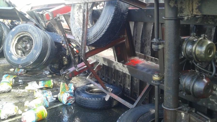 Autovías que conectan con el Este registran múltiples accidentes de tránsito