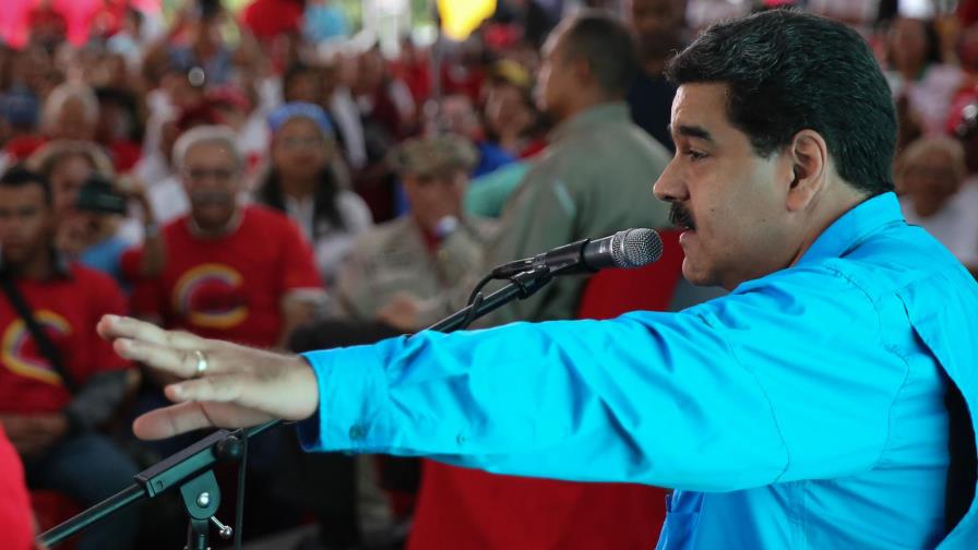 Maduro encara fuerte presión por huelga y sanciones de EEUU por Constituyente