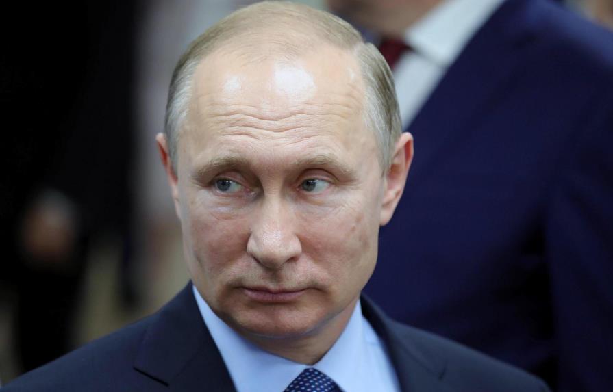  Putin atribuye las nuevas sanciones de EE.UU. a una “histeria antirrusa”