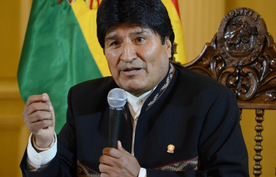 Evo Morales critica sanciones de EE.UU. a Venezuela y llama “loco” a Almagro