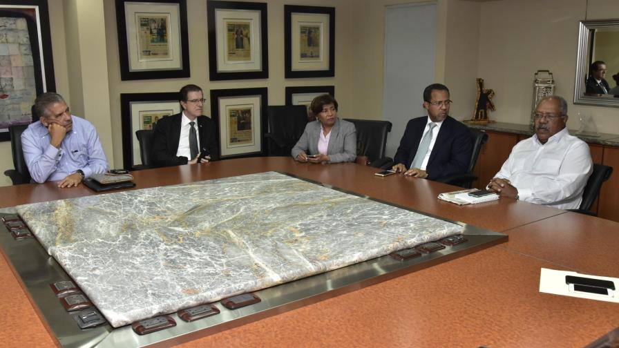 Ministerio de Educación prepara  evaluación para docentes