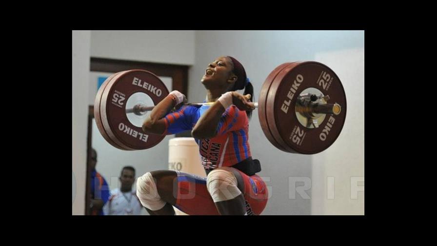 Verónica Saladín y Crismeri Santana ganan plata en Panamericanos de Pesas