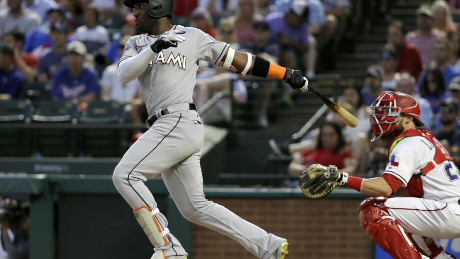 VIDEO: Marcell Ozuna dispara dos dobles en victorias de Marlins 
