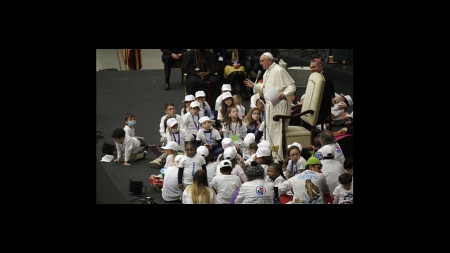 El papa pide más compromiso contra la trata de personas 