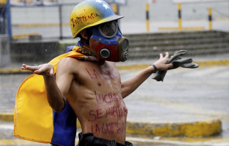 Venezolanos eligen Constituyente entre tensiones y amenazas 