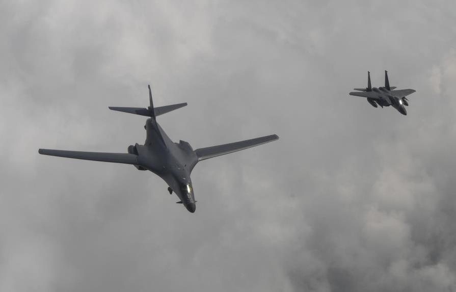 Aviones de Estados Unidos vuelan en Corea del Sur tras prueba norcoreana