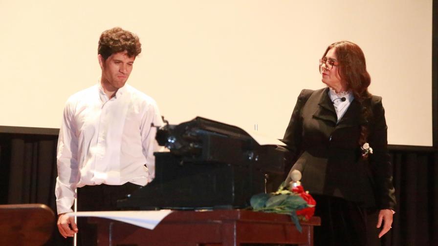 Recrean en Moca el asesinato de Lilís en obra de teatro 