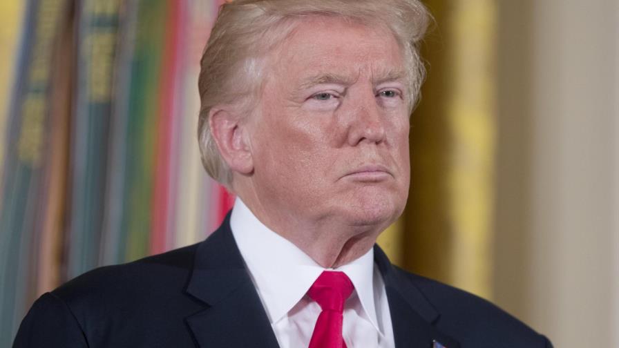 Trump prescinde de su director de comunicación en un raro brote de disciplina