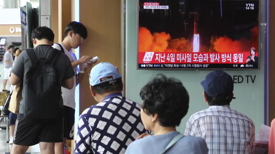 El misil norcoreano se desintegró al reentrar en la atmósfera, según expertos El misil norcoreano se desintegró al reentrar en la atmósfera, según expertos