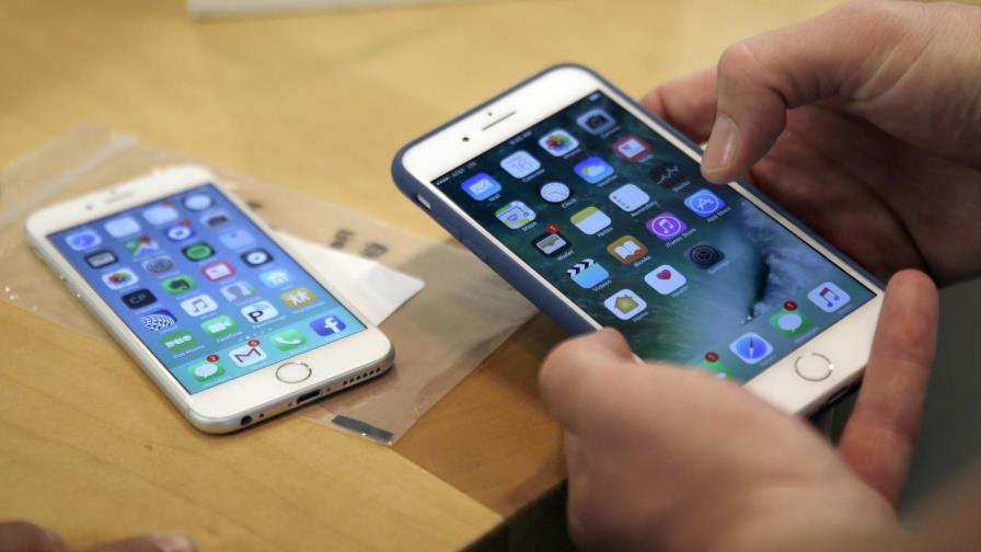 Ladrones roban iPhones de un camión en movimiento al estilo Rápido y Furioso Ladrones roban iPhones de un camión en movimiento al estilo Rápido y Furioso
