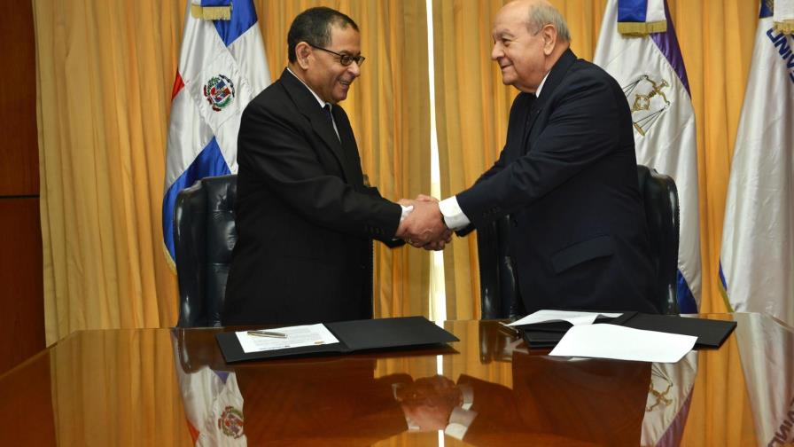 Poder Judicial y Universidad APEC firman acuerdo de cooperación interinstitucional 